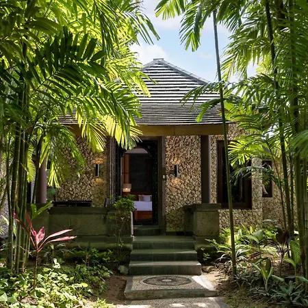 汤尼别墅度假村