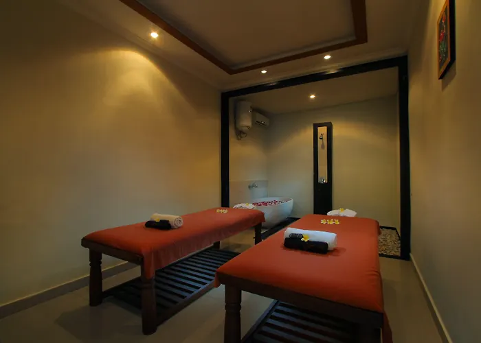 Tonys & - Bali 4*