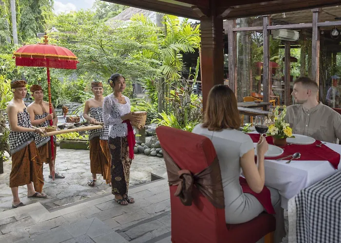Tonys & - Bali 4* 塞米亚克